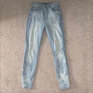 DL1961 Farrow Cropped Light Blue Distressed Jeans